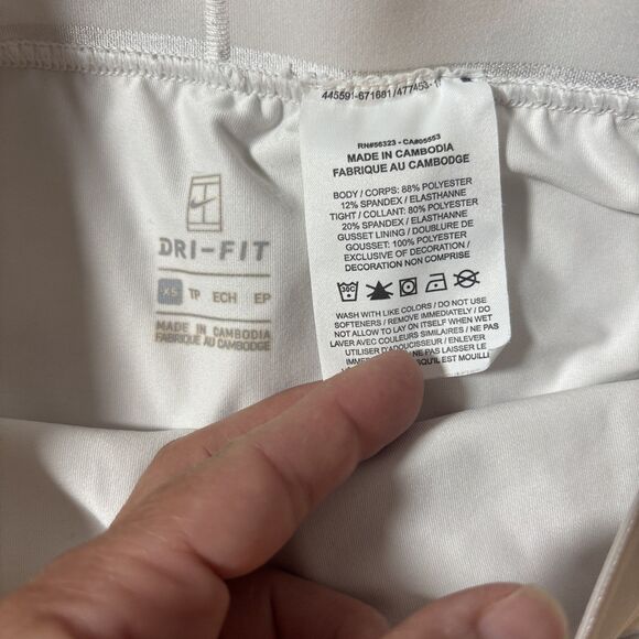 Nike Women’s XS White Athletic Skort Tennis golf pickleball Built-in Shorts - Picture 4 of 7